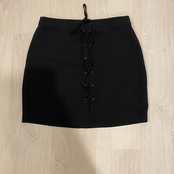 Madewell Lace up mini skirt size 6 - Picture 2 of 4